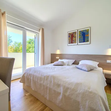 In Risika With House A Panoramic View *