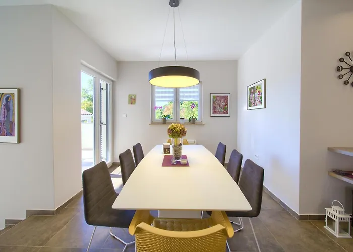 3 Bedroom In Risika Vakantiehuis