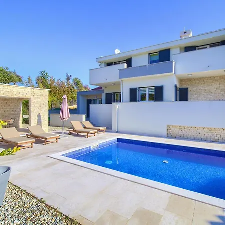 In Risika With House A Panoramic View *