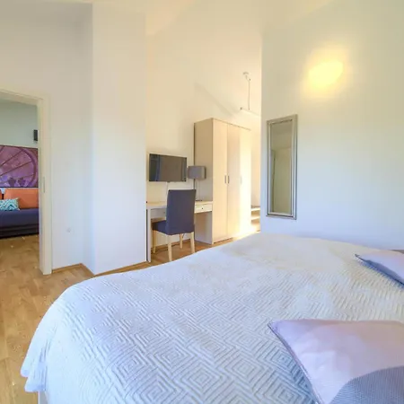 In Risika With House A Panoramic View Holiday home *
