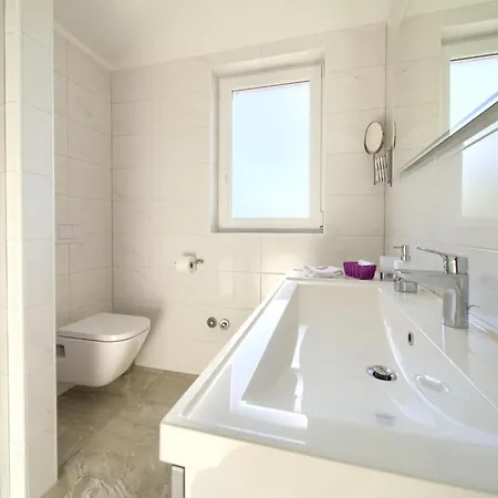 Holiday home In Risika With House A Panoramic View Vrbnik (Primorje-Gorski Kotar)